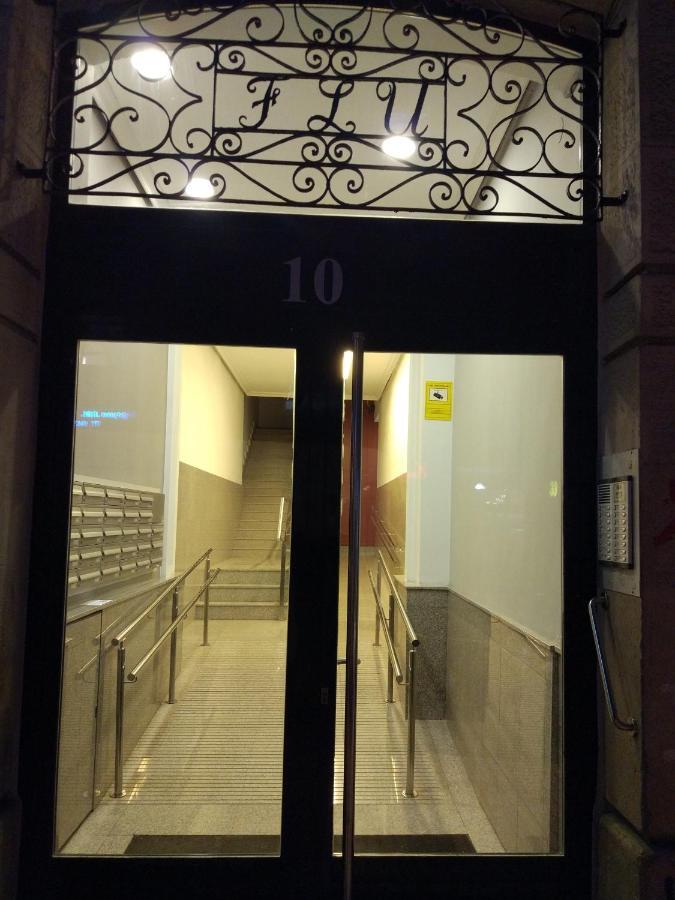 Next City Center San Sebastian Bus & Train Station Free Wifi Exterior photo